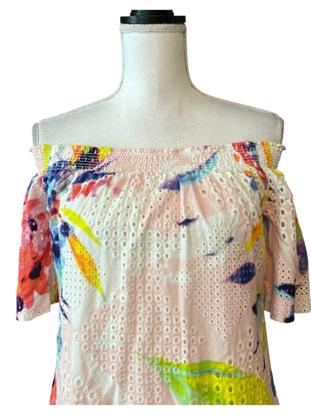 Trina‎ Turk Savilla Off Shoulder Eyelet Floral Tropical Multicolor Dress SZ M - Picture 5 of 9